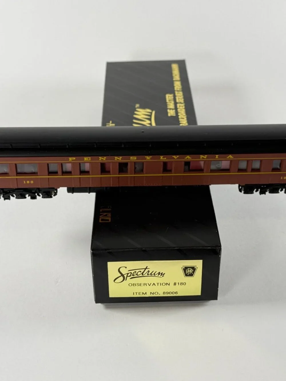 Spectrum Bachmann 2 HO Pennsylvania Cars 9939 & 180 Observation Combine